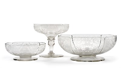 Lot 78 - A Suite of Three Moser Glass Bowls, early 20th century, in the manner of Renaissance rock...
