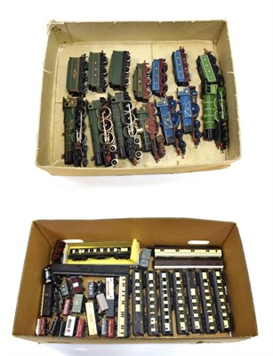 Lot 3258 - Hornby Dublo Three castle Class Locomotives Bristol Castle and two others lacking nameplates...