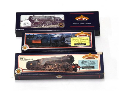 Lot 3274 - Bachmann OO Gauge BR Locomotives 31552 Class V2 Durham Light Infantry, 32500 Standard Class 5MT...