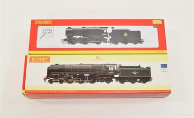 Lot 3296 - Hornby (China) OO Gauge DCC Ready Locomotives R2563 Britannia Class 70030 William Wordsworth...