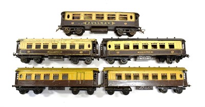 Lot 3329 - Hornby O Gauge Pullman Coaches 2xIolanthe and Saloon coach (all F) and two others (repainted) (5)