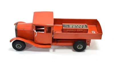 Lot 3385 - Triang Pressed Steel Tipper Truck red (G)