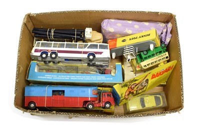 Lot 3495 - Mixed Diecast including Corgi 1139 Chipperfield's Menageries (E-G box F-G, cellophane damaged) Gift