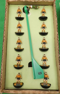 Lot 3512 - Subbuteo Various 1970's Items including teams: AC Milan, Leeds U, Chile and Arsenal (all...