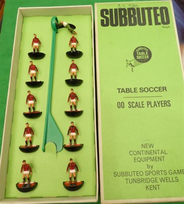 Lot 3512 - Subbuteo Various 1970's Items including teams: AC Milan, Leeds U, Chile and Arsenal (all...