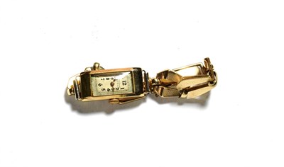 Lot 47 - A lady's 9 carat gold Waltham wristwatch, circa 1930