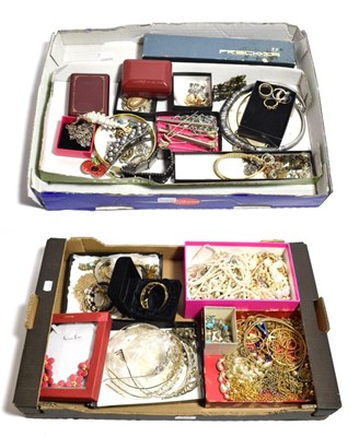Lot 317 - A collection of costume jewellery including necklaces, bangles, simulated pearls, wristwatches,...