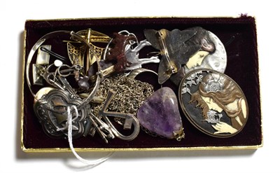 Lot 342 - Six silver brooches and a small quantity of other silver jewellery including a pendant on chain etc