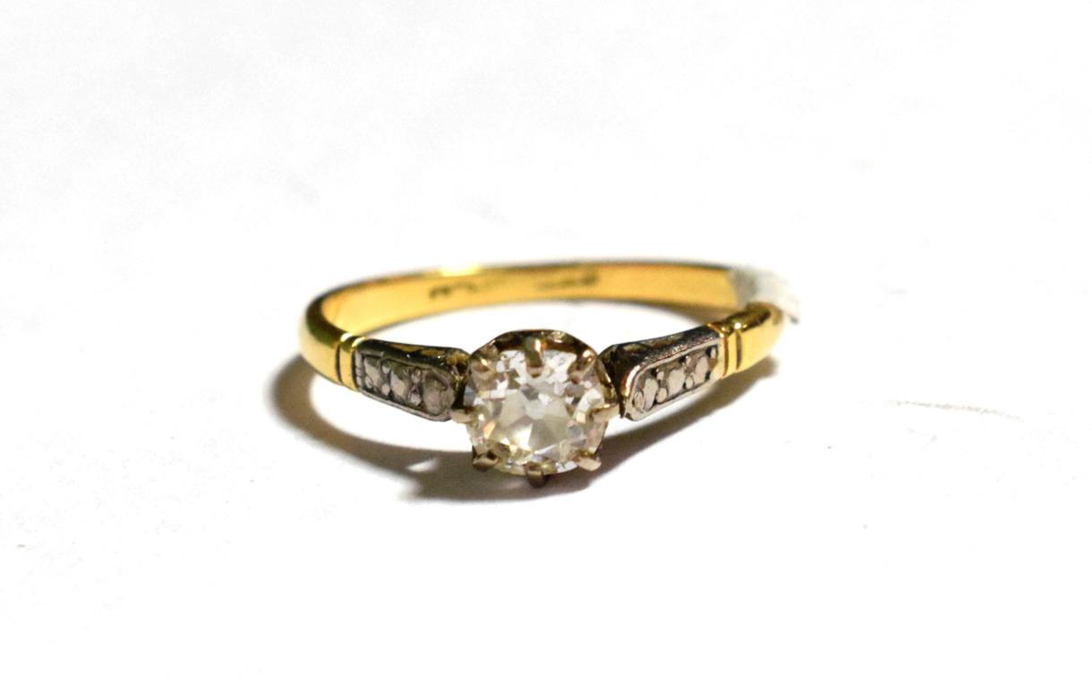 Lot 7 - An old cut diamonds solitaire ring, estimated diamond weight 0.50 carat approximately, finger...