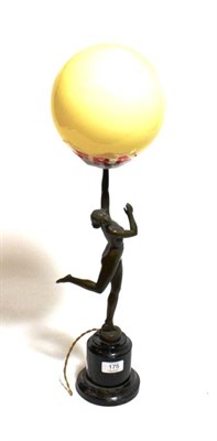 Lot 175 - An Art Deco figural lamp