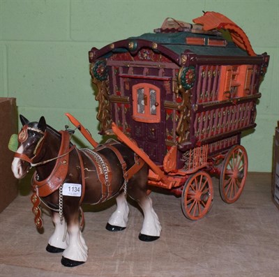 Lot 1134 - A Melbaware horse and wooden bow top wagon