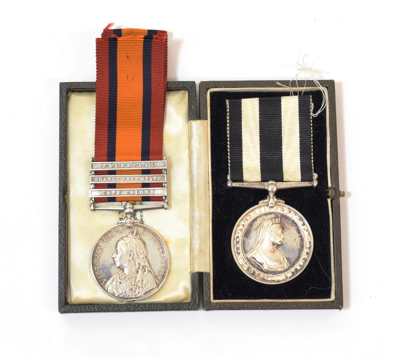 Lot 26 - A Queen's South Africa Medal, with Cape Colony, Orange Free State and Transvaal clasps, to 3896...