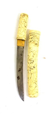 Lot 151 - A Meiji Period Japanese Tanto Dagger, the 17cm single edge steel blade with straight narrow...