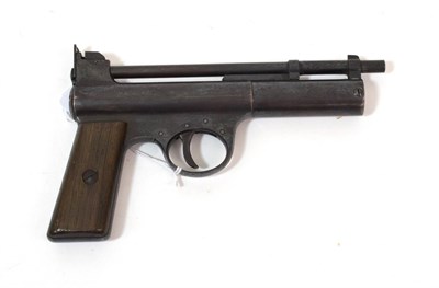 Lot 286 - PURCHASER MUST BE 18 YEARS OF AGE OR OVER A Webley Air Pistol Mark I, numbered 629, with blued...
