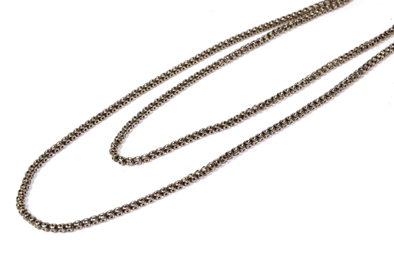 Lot 15 - A guard chain, with applied plaque stamped '9CT, length 104cm