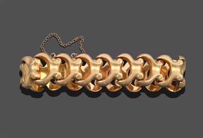 Lot 3312 - A Yellow Fancy Link Bracelet, length 18.5cm see illustration