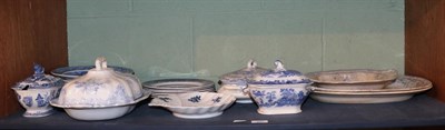 Lot 281 - A shelf of blue and white