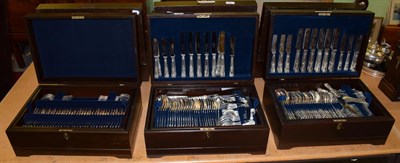 Lot 366 - Silver-plated Kings pattern flatware for twenty-four place settings, housed in two canteens and...