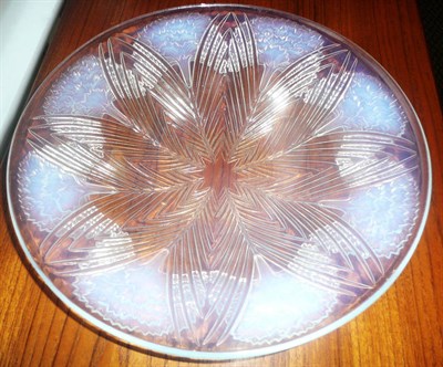 Lot 1462 - A Rene Lalique "Ceillets" Opalescent Bowl, No.422, moulded with flower heads, stencilled mark R...