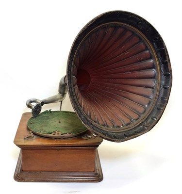 Lot 3092 - A Horn Gramophone, with Songster 'Supere' soundbox, 12-inch turntable, gooseneck tonearm, speed...