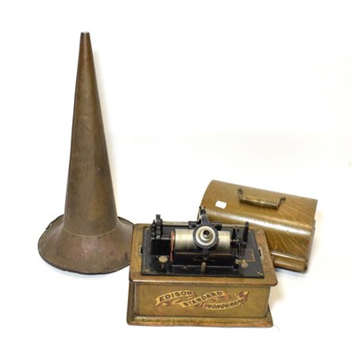 Lot 3115 - Edison Standard Phonograph no.S103867 with Model C reproducer and horn