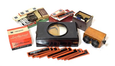 Lot 3203 - Verascope Stereo Viewer a table top mono viewer and a collection of View Master and similar viewers