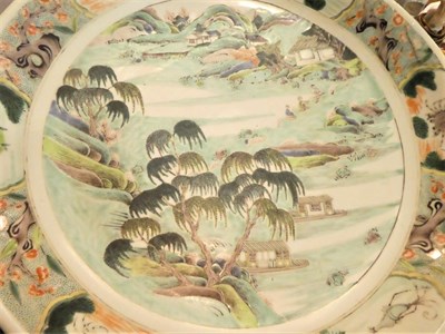 Lot 69 - A Chinese famille verte charger, 19th century, 36cm diameter