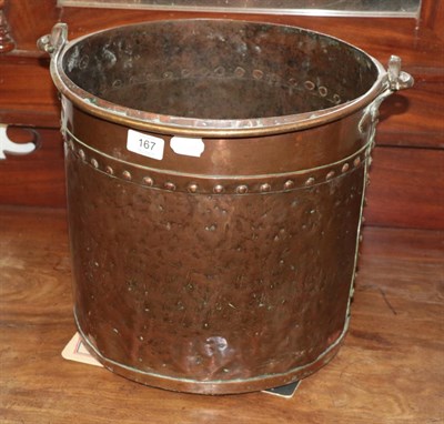 Lot 167 - An 19th century copper log bucket