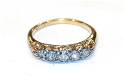 Lot 286 - An old cut diamond five stone ring, circa 1900, finger size L