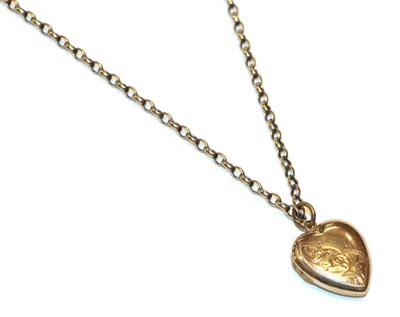 Lot 302 - A heart locket on belcher link chain, chain length 54cm