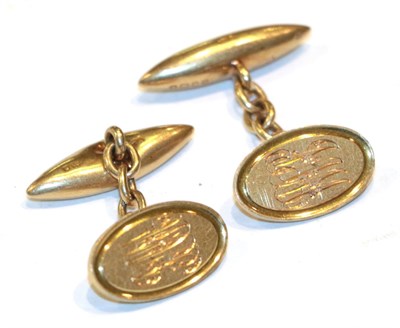 Lot 372 - A pair of 18 carat gold cufflinks