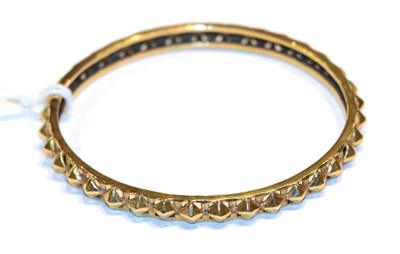 Lot 380 - A fancy bangle, unmarked