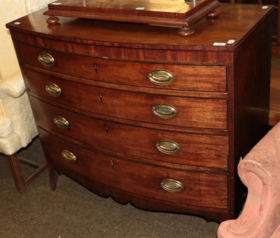 Lot 590 - A Regency mahogany and ebony strung bow fronted chest of drawers, 103cm wide