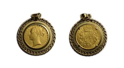 Lot 176 - Victoria Sovereign 1872M Shield Back in loose 9ct surround. Total weight about 12.3g