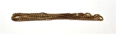 Lot 112 - A muff chain, with applied plaque stamped '9C', length 146cm