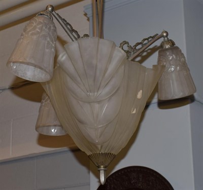 Lot 1206 - An Art Deco style ceiling light, with frosted glass shades