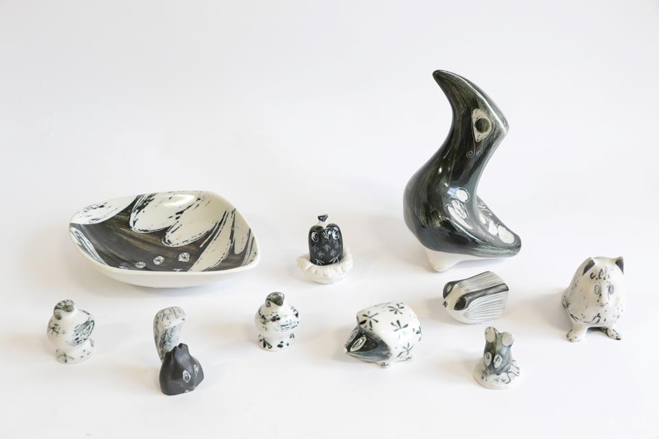 Lot 1068 - Richard Parkinson (1927-1985) and Susan Parkinson (1925-2012): for Parkinson Pottery: Nine...