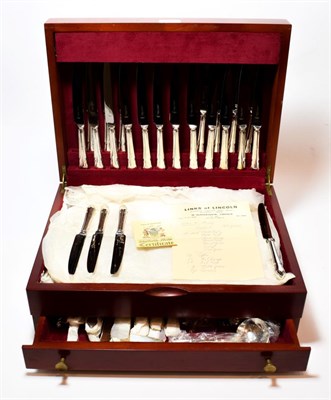 Lot 218 - An EPNS twelve place canteen of cutlery