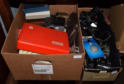 Lot 330 - Two boxes of various cameras