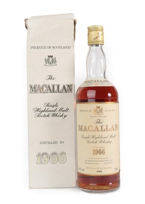 Lot 3003 - The Macallan Single Highland Malt Scotch Whisky 18 Years Old, distilled 1966, bottled 1984, 43% vol