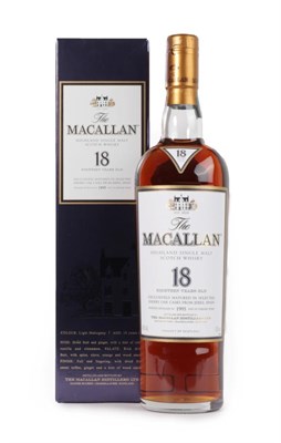 Lot 3025 - The Macallan Single Highland Malt Scotch Whisky 18 Years Old, distilled 1995, 43% vol 700ml, in...
