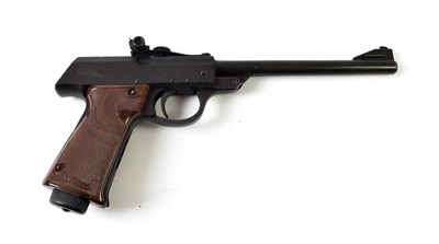 Lot 2306 - PURCHASER MUST BE 18 YEARS OF AGE OR OVER A Walther LP 53 .177 Calibre Air Pistol, numbered 121461