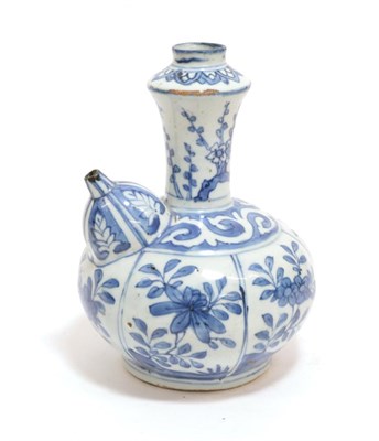 Lot 33 - A Chinese Kraak Porcelain Kendi, early 17th century, of traditional form, painted in underglaze...