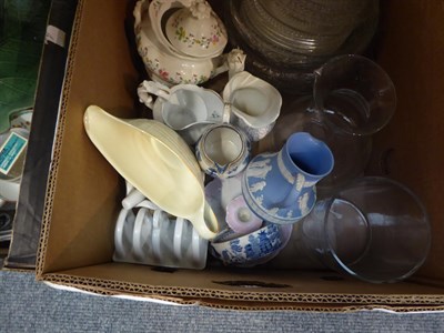 Lot 160 - A quantity of 19th/20th century ceramics including: a large blue and white willow pattern meat...