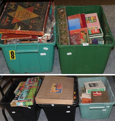Lot 378 - Large collection of games, jigsaws and other pastimes