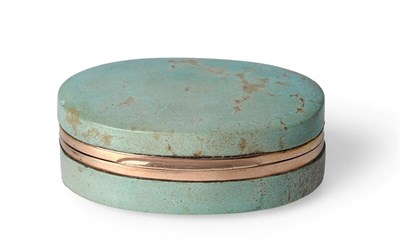 Lot 1192 - A Gold-Mounted Hardstone Snuff-Box, Probably First Half 19th Century, oval and with plain gold...