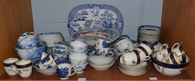 Lot 121 - A large quantity of English porcelain wares, mostly 18th century, including Worcester blue & white
