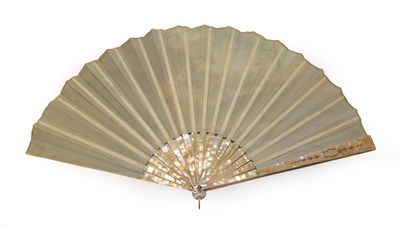 Lot 4053 - A Late 19th or Early 20th Century Pink Mother-of-Pearl Fan, the monture quite slender, and...