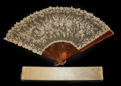 Lot 4110 - A Large Late 19th Century Mixed Brussels Appliqué Lace Fan, the machine net mounted a...