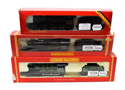 Lot 5129 - Hornby Railways OO Gauge Three Locomotives R150 Class B12/3 NE 7476, R322 Class 8F BR 48758 (box F)